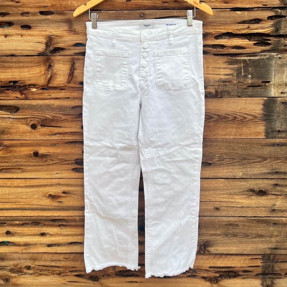 KENSIE | The Flare Crop Raw Hem White Jeans 28